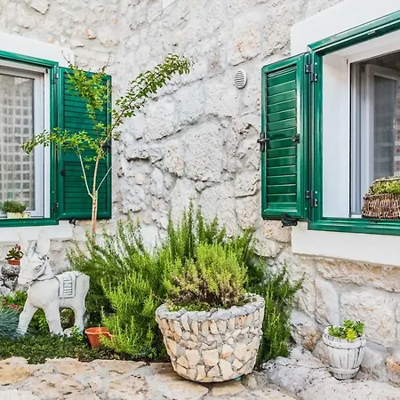 Didova Struga Villa *